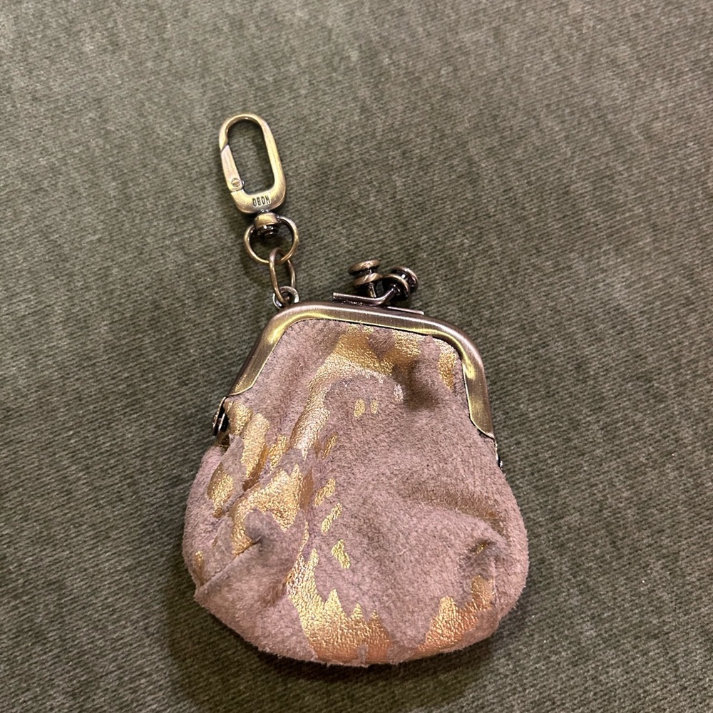 HOBO DISTRESSED LEATHER COIN PURSE